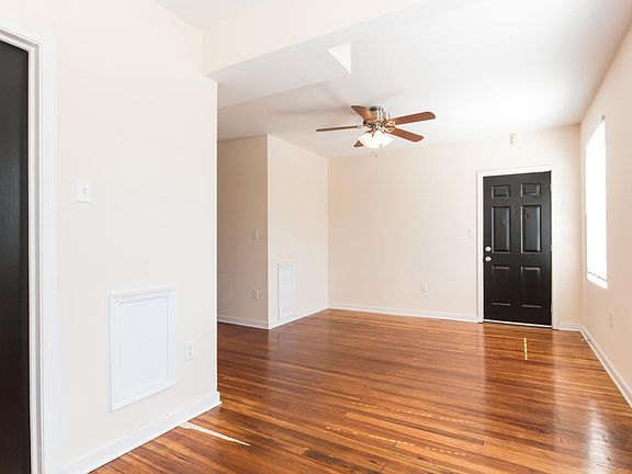 4th image of 8 S Meadow St #2
