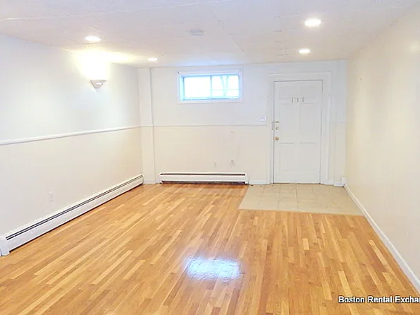 405 Somerville Ave, Somerville, MA 02143