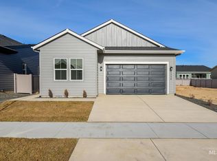 8558 W Chamblee St, Star, ID 83669