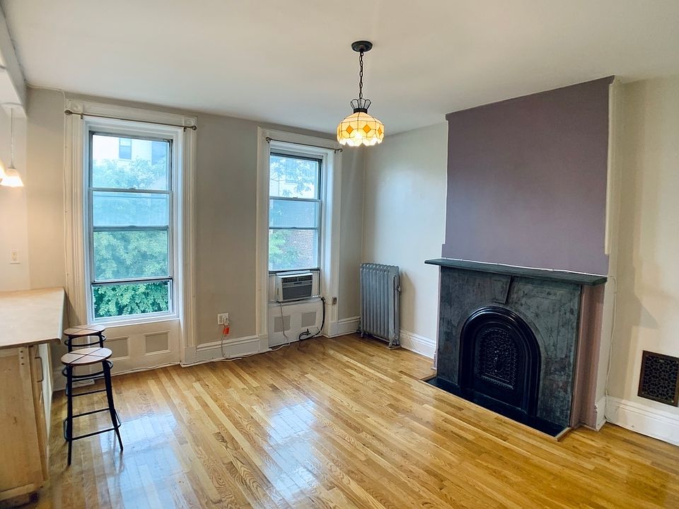 1st image of 615 Hancock St #3