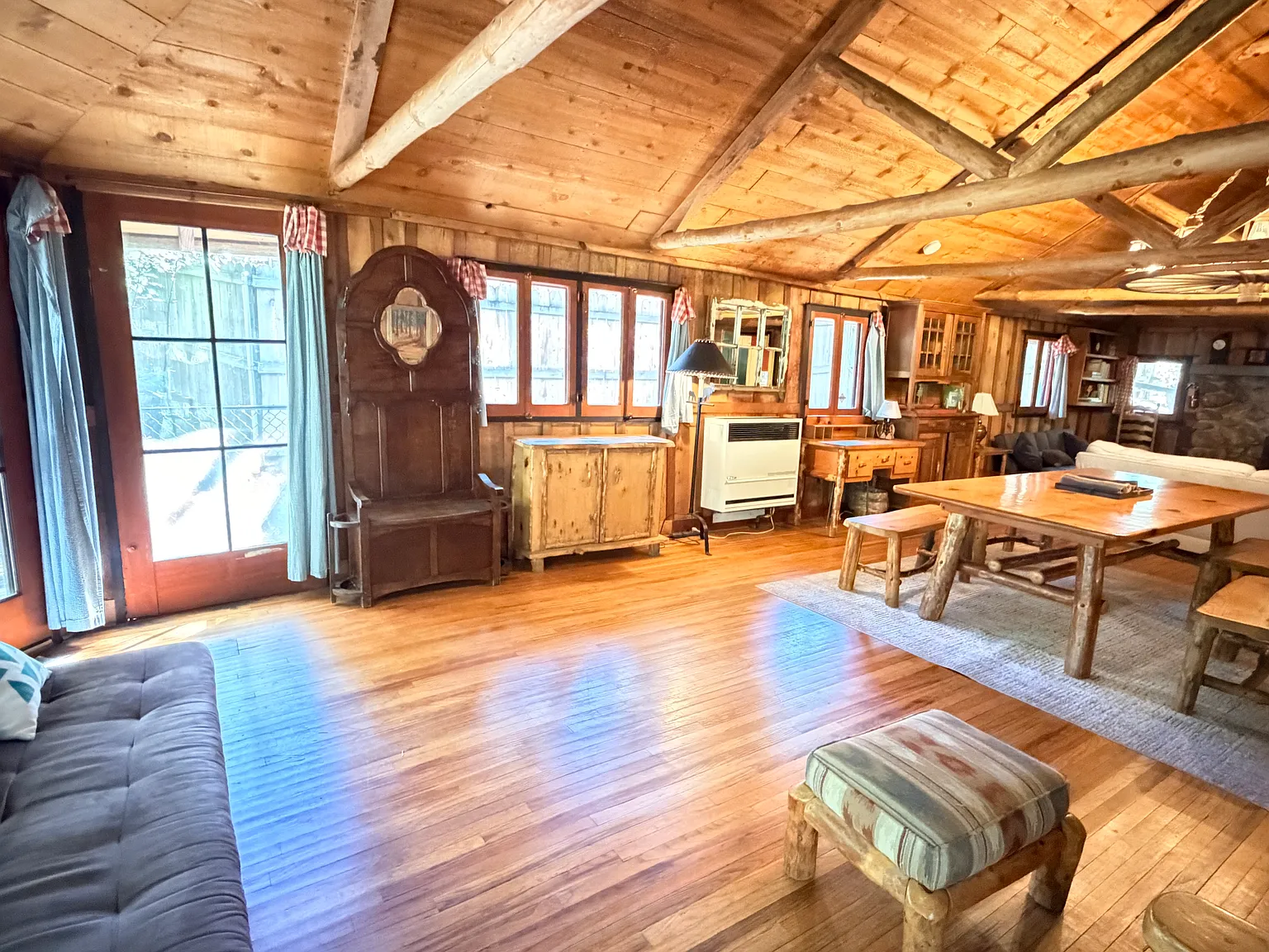 1 bed, 500 sqft, $2,100 — Photo 4