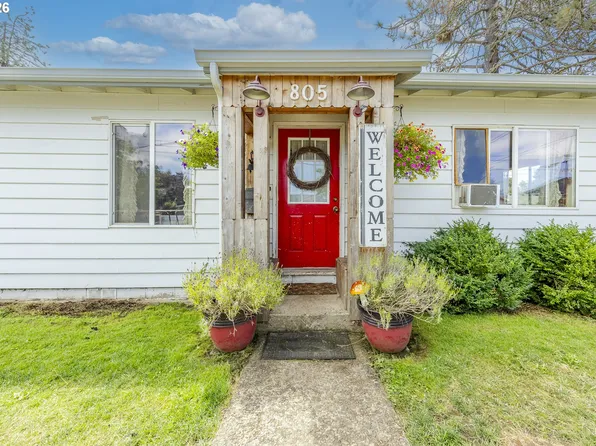 805 E Quincy Ave, Cottage Grove, OR 97424