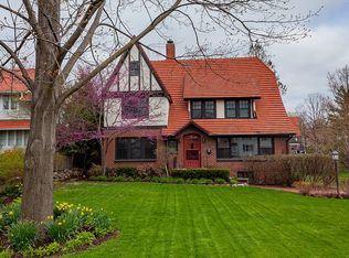 4303 Ingersoll Ave, Des Moines, IA 50312