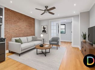 302 W 11th St #4F, New York, NY 10014