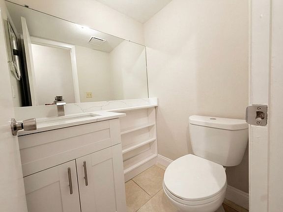 5th image of 4115 S Semoran Blvd APT 10