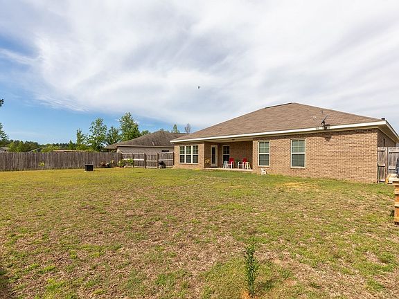 4th image of 109 Hattiesburg Ct