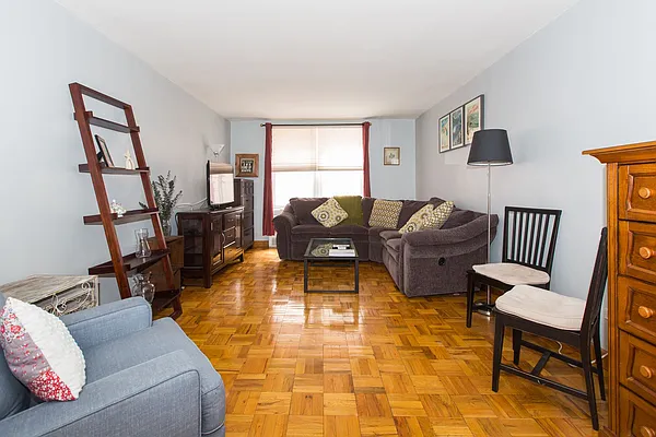 Sold by Compass | media 6