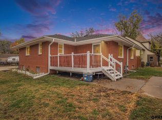 203 E 19th Ave, Bellevue, NE 68005