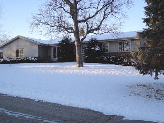 2nd image of 2306 Conway Dr