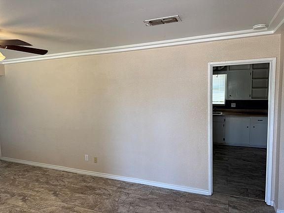 4th image of 4305 Harlowe Dr