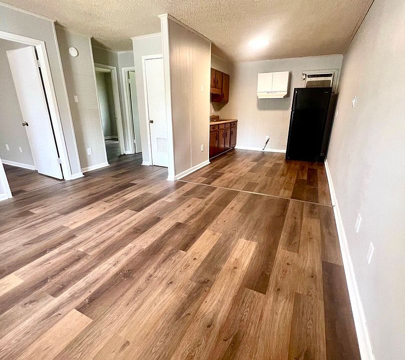 1st image of 203 N Rogers St #3