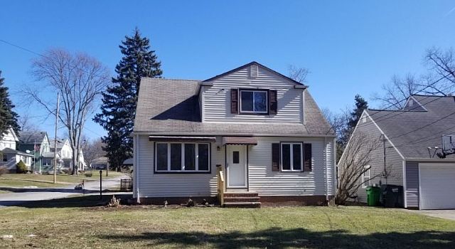 1st image of 4919 Parkway Dr