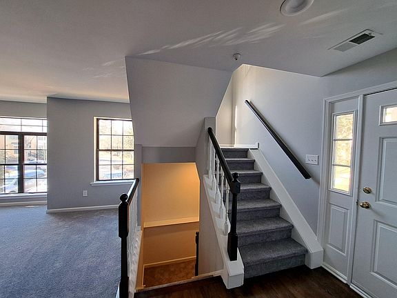 5th image of 1456 Chestnut Ct