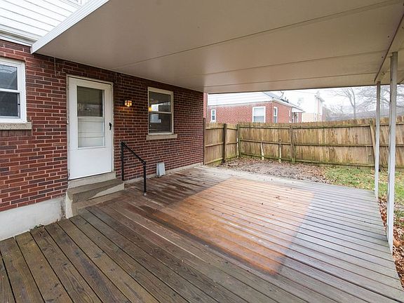 5th image of 4410 Andreas Ave
