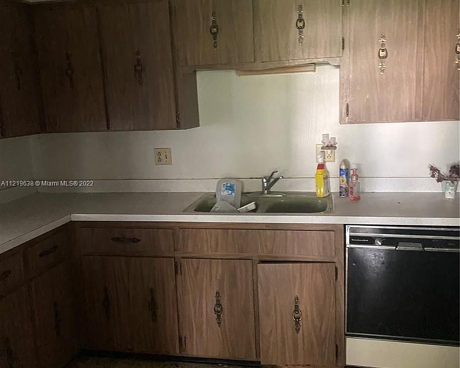 1st image of 1920 N Woodland Blvd