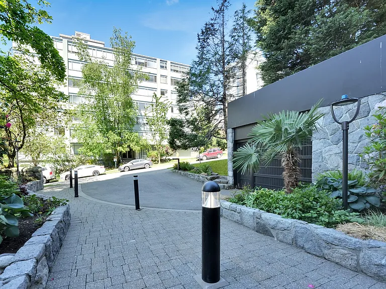 1320 Bute St — Photo 11
