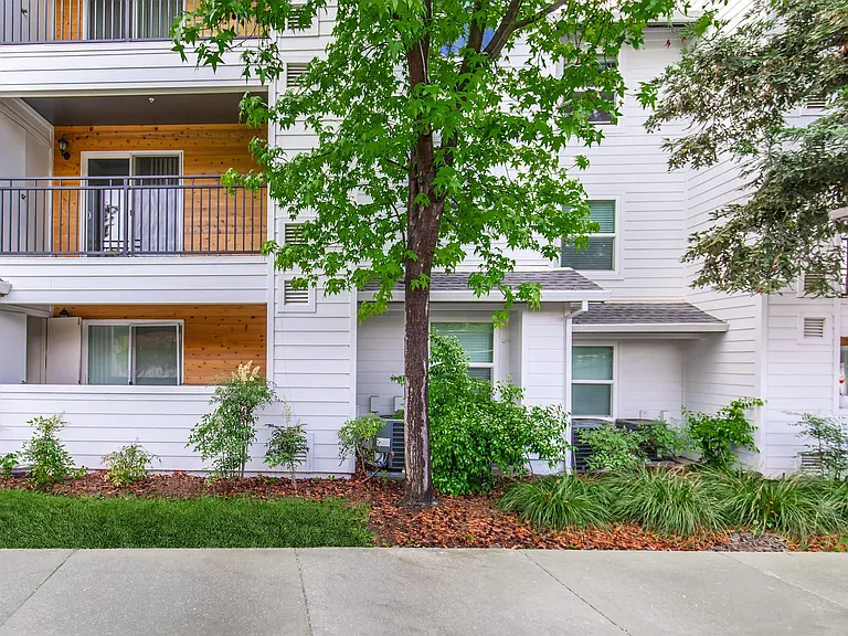 2021 N Milpitas Blvd — Photo 5