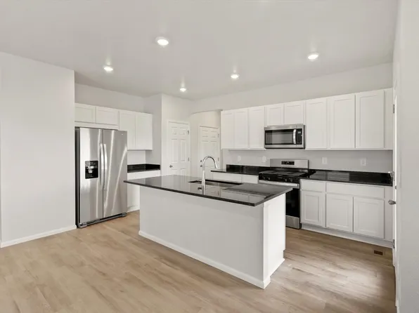 512 97th Ave, Greeley, CO 80634