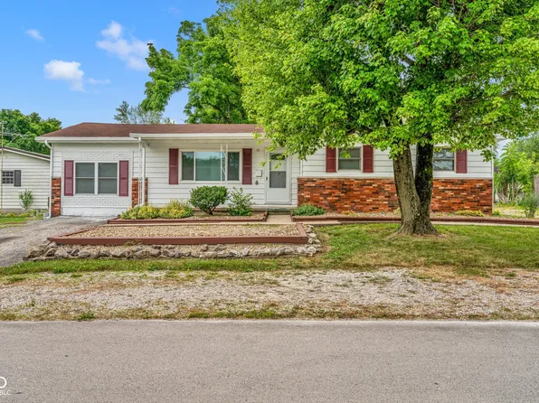 85 Short St, Austin, IN 47102