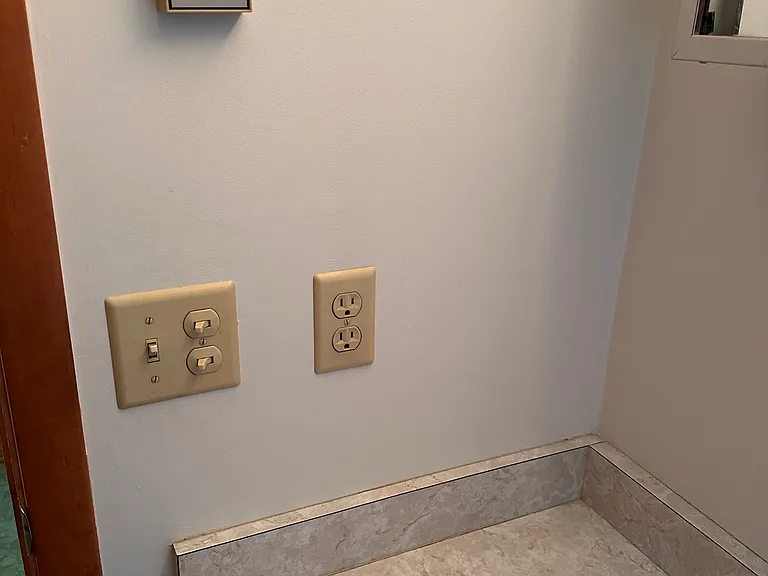 410 Barbara Dr — Photo 62