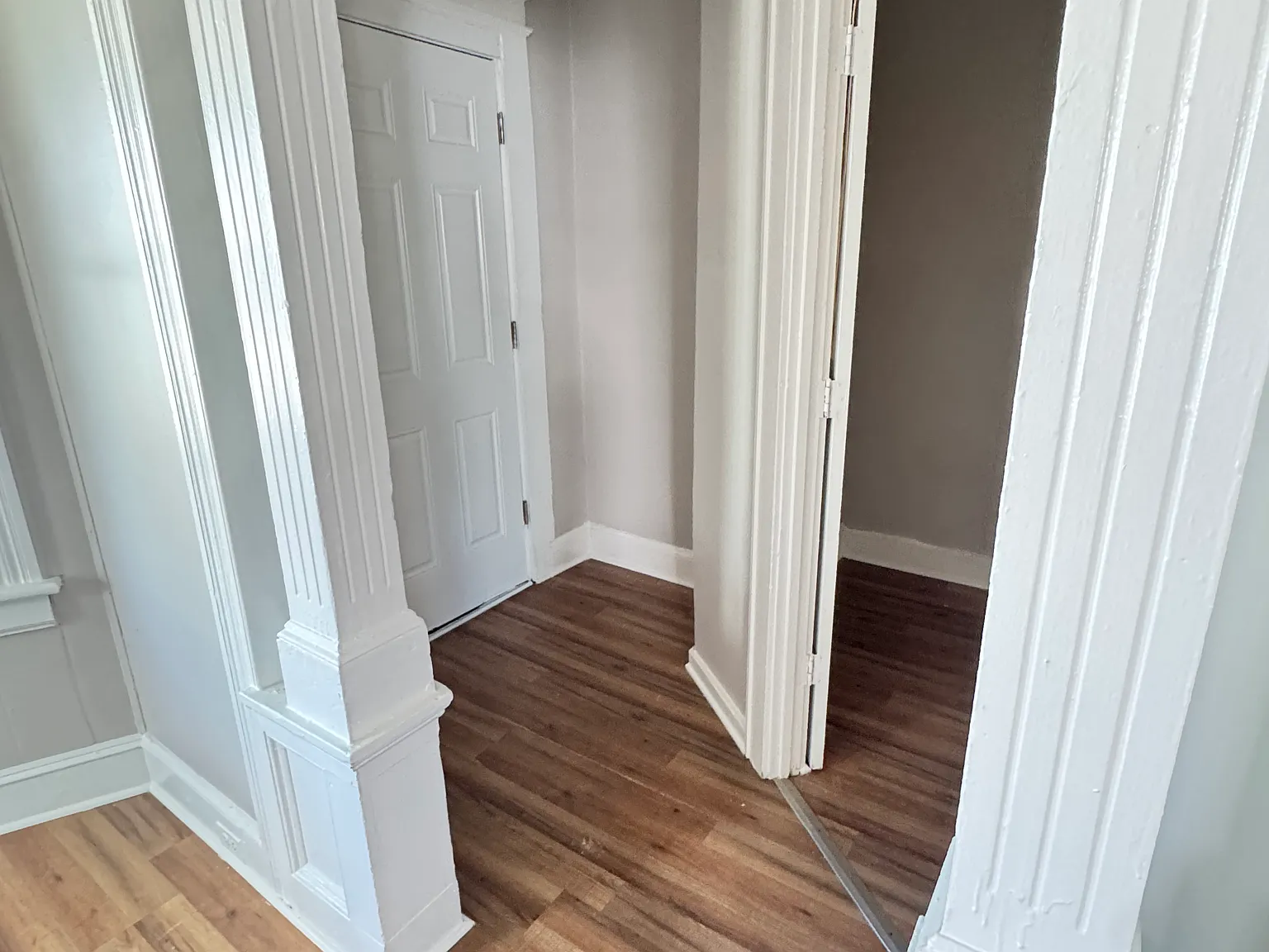 207-209 Read St — Photo 1
