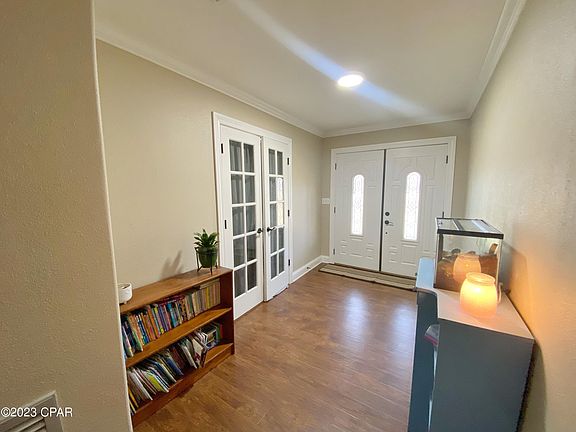 4th image of 2912 Wildwood Cir