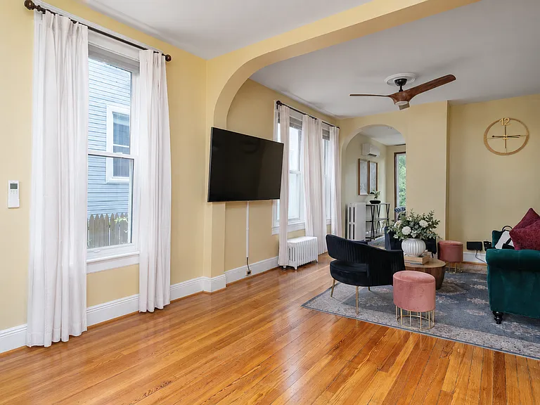 1405 Foxhall Rd NW — Photo 8