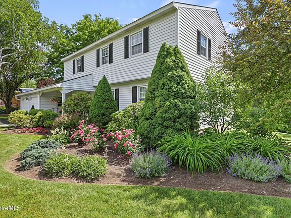 2nd image of 48 Brookside Dr