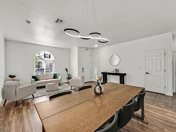 4th image of 10140 Iron Wood Peak Ave