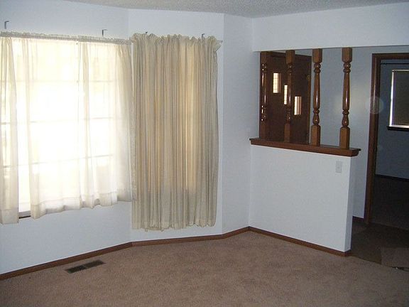 3rd image of 436 SW 63rd Pl