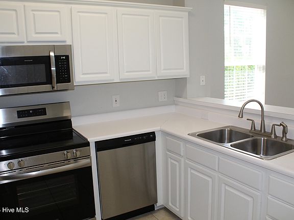 3rd image of 870 Great Egret Cir SW #1