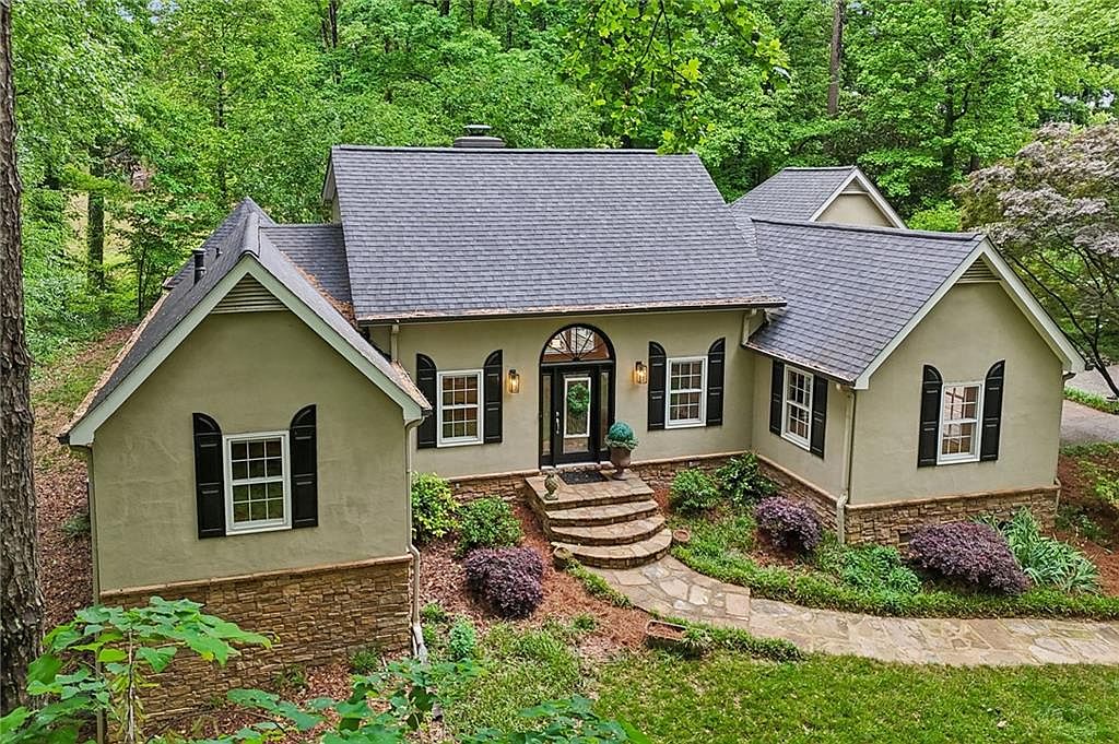 ハウスEP 11枚セットにて 214 Newport Rd SW, Lilburn, GA 30047 | Zillow