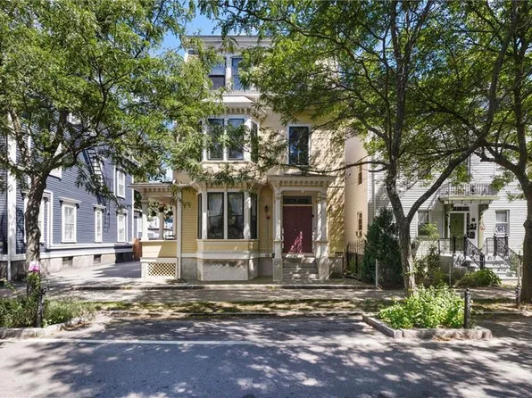 44 Sycamore St APT 2R, Providence, RI 02909