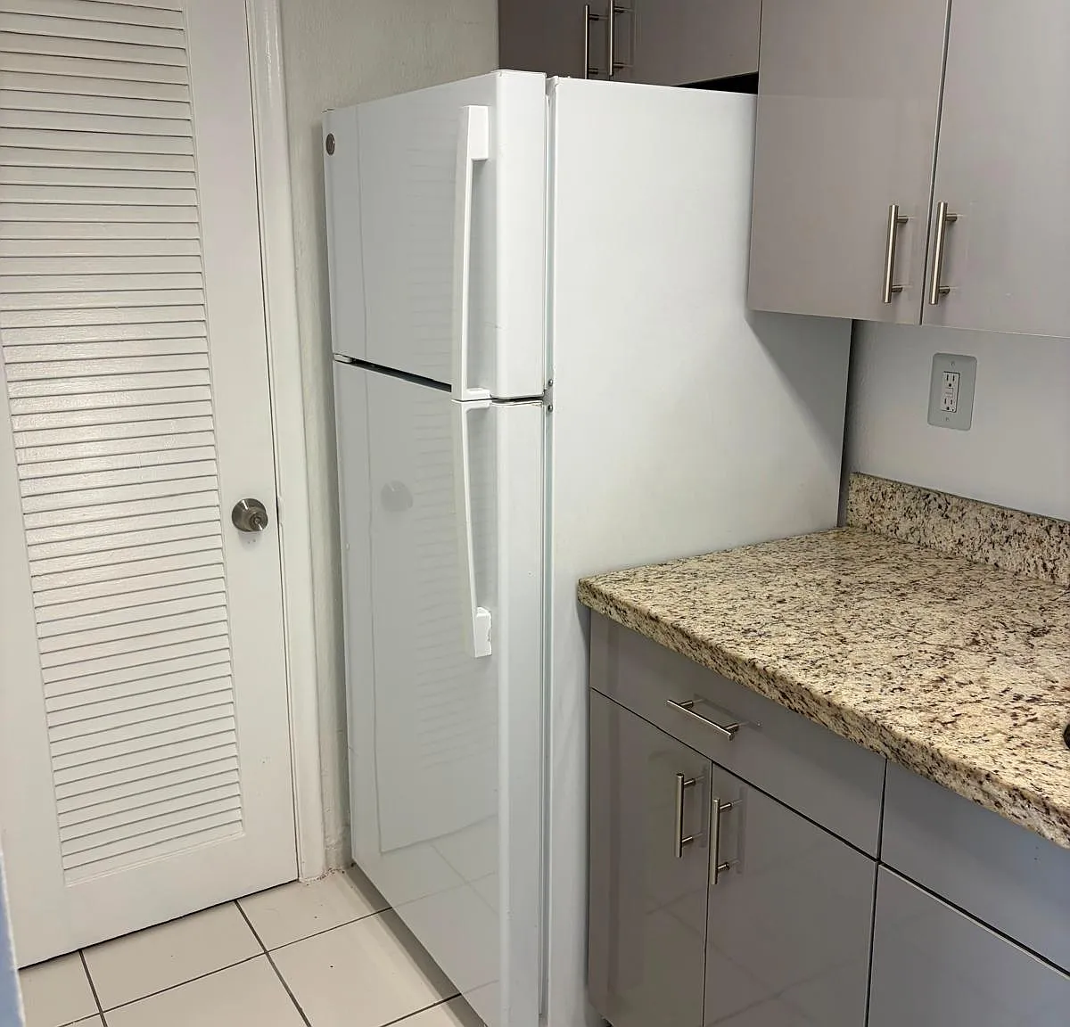 2 bed, 800 sqft, $1,950 — Photo 4