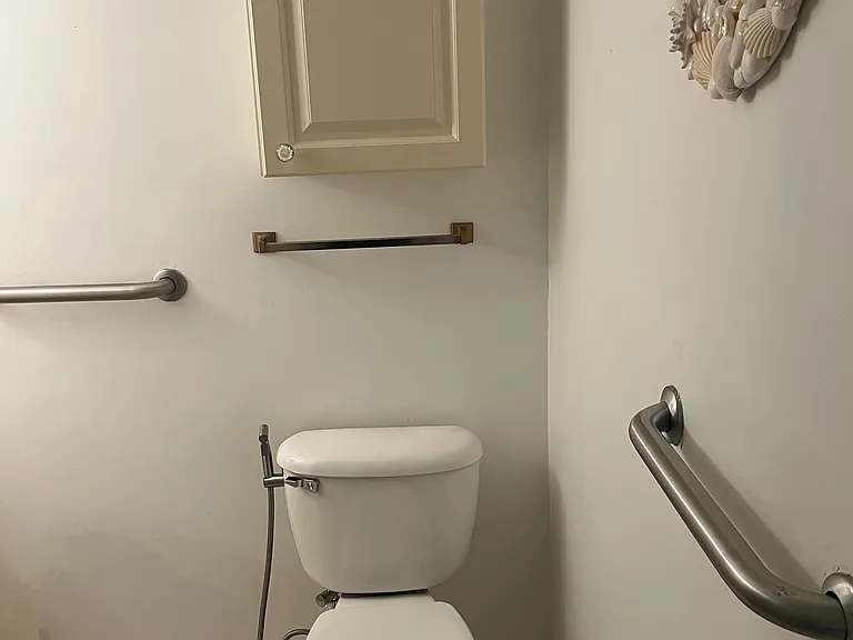 75 Royal Oak Ct #206 — Photo 13