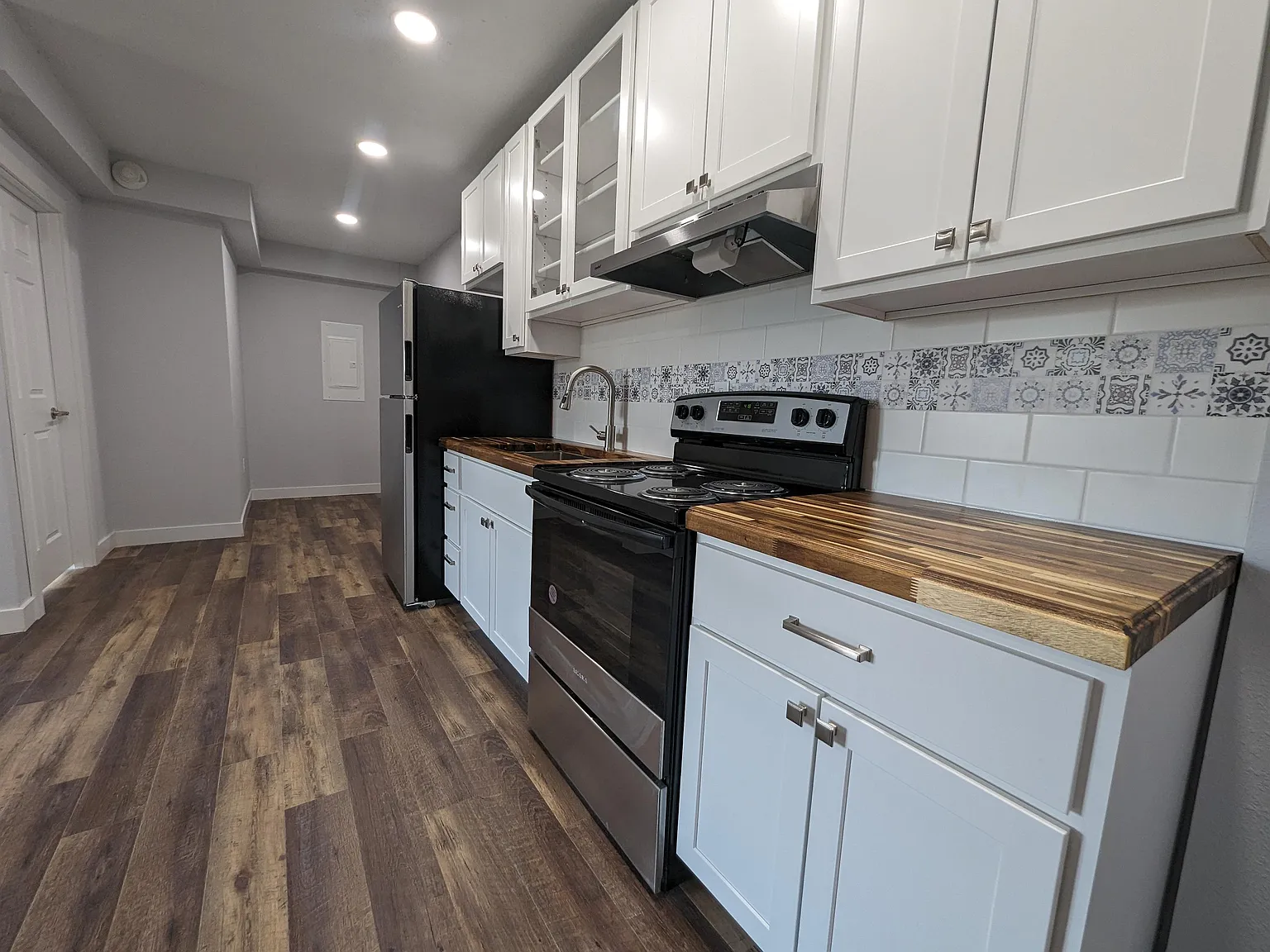 Mid North Flats at Jefferson - 14 — Photo 4