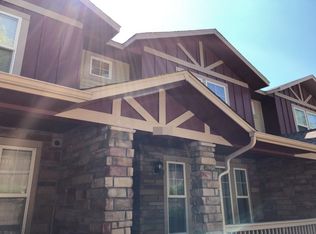 561 S Mobile Pl, Aurora, CO 80017