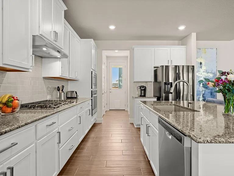 8301 Orizzonte St — Photo 3