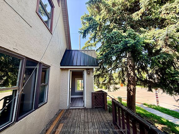 3rd image of 363 Ashland Ave #1