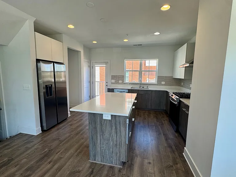 1228 Wynton Pl NE — Photo 14