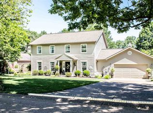 8844 Bayberry Dr, Newburgh, IN
