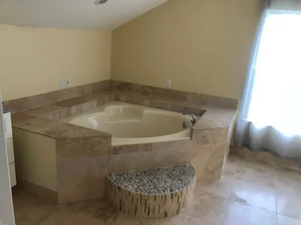 1521 Masters Dr, Saint Augustine, FL 32084