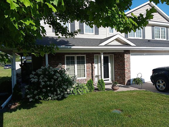 3rd image of 2704 NW 154th St