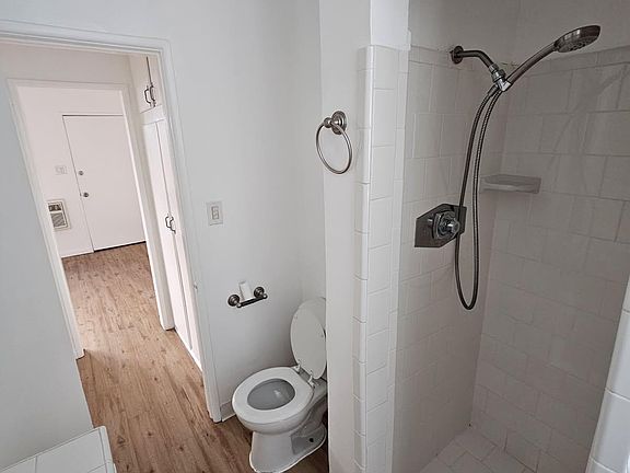 3rd image of 5261 Eagle Dale Ave APT 10