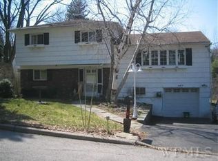 66 Summit St, White Plains, NY 10607