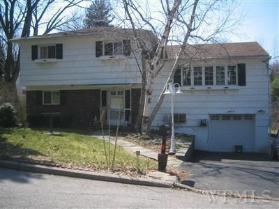 66 Summit St, White Plains, NY, 10607