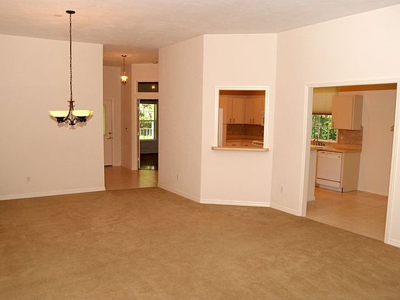 4th image of 3343 Newbliss Cir