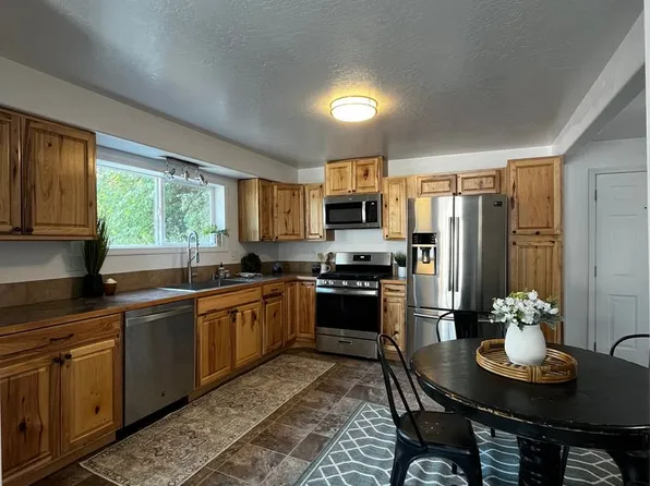 606 Residence St, Wallace, ID 83873