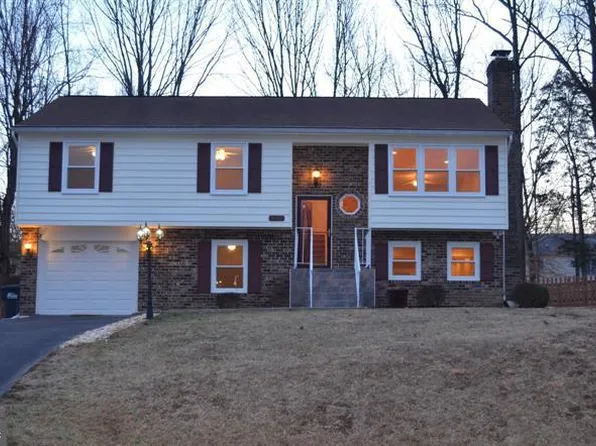 306 Huckstep Ave, Stafford, VA 22556