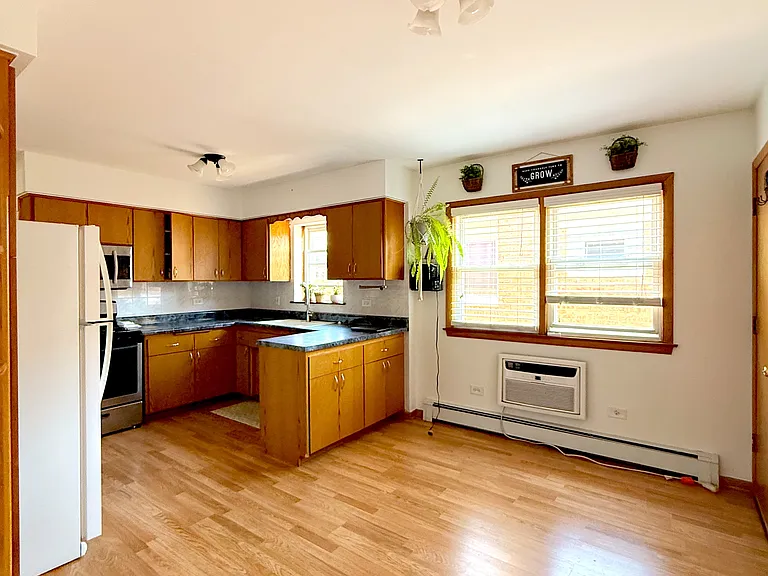 3115 N Nashville Ave #3E — Photo 2